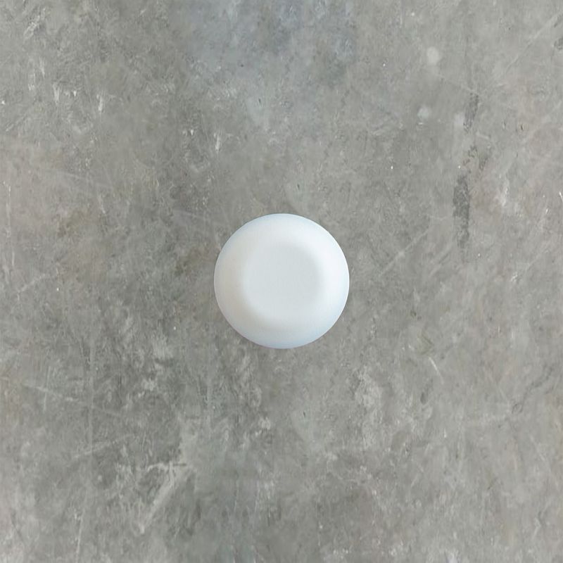 Taktile knotter i kompositt Ø32 mm med lim. Velg farge.