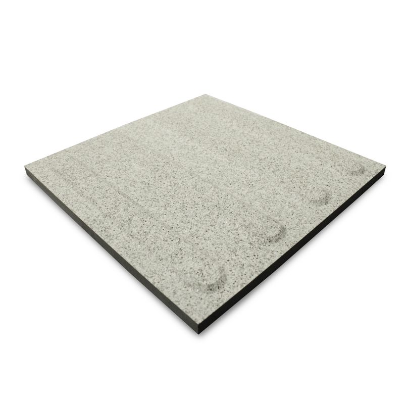 Taktile keramiske fliser med ribber – Lysegrå spettet m/små sorte prikker 30*30 cm